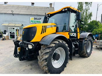 Traktor JCB
