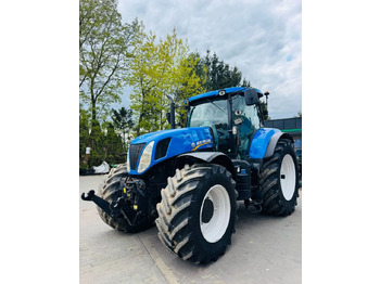 Traktor NEW HOLLAND T7