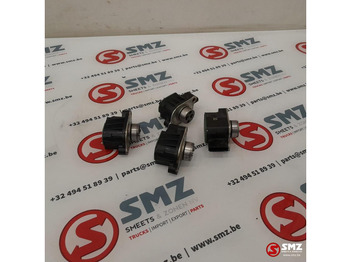 Suku Cadang Mesin untuk Mobil Mercedes-Benz Occ set van 4 magneetventielen AMG C63S Mercedes: gambar 3 Suku Cadang Mesin untuk Mobil Mercedes-Benz Occ set van 4 magneetventielen AMG C63S Mercedes: gambar 3