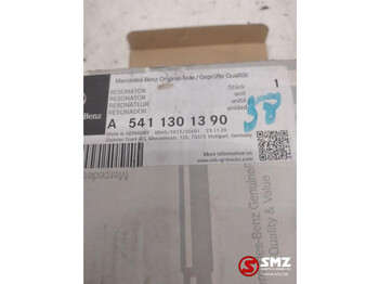Suku cadang untuk Truk baru Mercedes-Benz Luchtfilter mercedes actros mp2 a5411301390: gambar 4