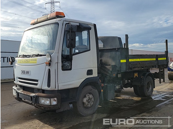 Truk jungkit IVECO