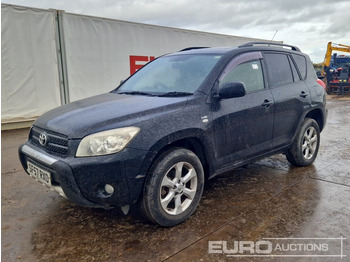 Mobil SUV TOYOTA