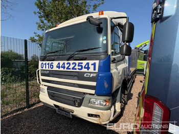 Truk flatbed DAF 75