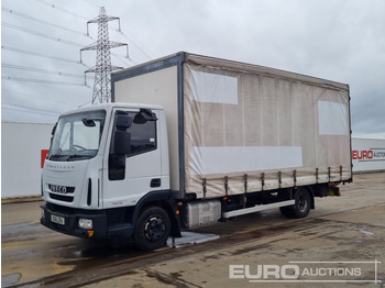 Truk dengan terpal samping IVECO