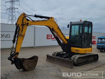 Ekskavator mini JCB