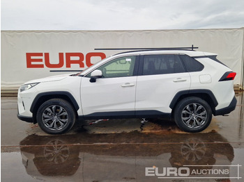 Mobil SUV 2022 Toyota RAV 4: gambar 2