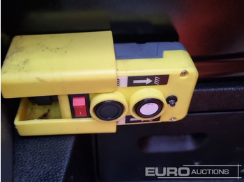 Van jungkit FORD Transit