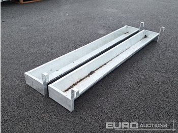 Peralatan pertanian Unused 8' Galvanised Hanging Trough: gambar 2