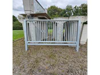 Peralatan dan perlengkapan