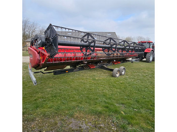 Mesin pemanen CASE IH