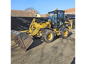 Wheel loader CATERPILLAR 908H