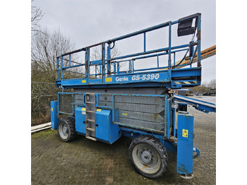 Scissor lifts GENIE