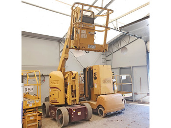 Boom artikulasi GROVE