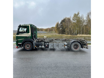 Truk pembawa sistem kabel Volvo FM-330: gambar 3