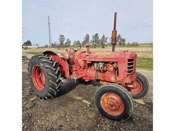 Traktor VOLVO