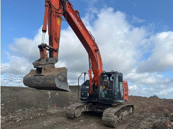 Ekskavator perayap HITACHI ZX225