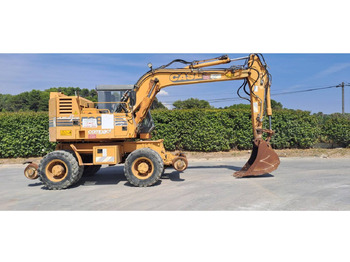 Ekskavator roda CASE 588P: gambar 2