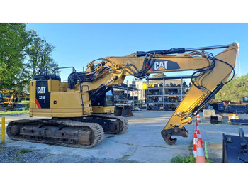 Ekskavator perayap CATERPILLAR 325