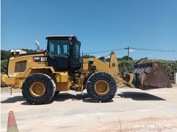 Wheel loader CATERPILLAR 930M
