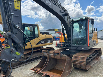 Ekskavator perayap VOLVO EC140