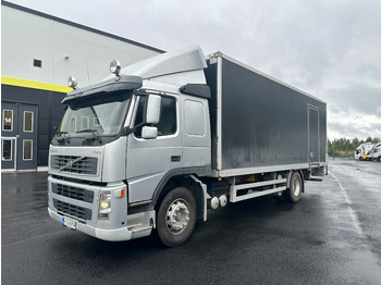 Truk box VOLVO FM9 300