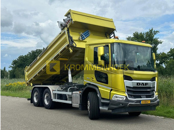 Truk jungkit DAF XD 450