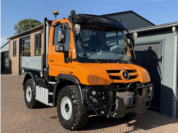 Truk UNIMOG