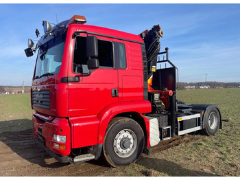 Truk derek MAN TGA 18.430