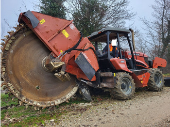 Mesin penggali parit DITCH WITCH