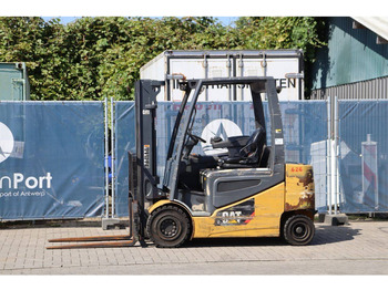 Forklift listrik CATERPILLAR