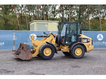 Wheel loader CATERPILLAR 906H
