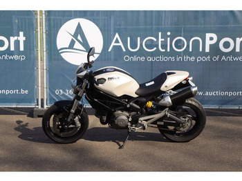 Sepeda motor Ducati MONSTER 696: gambar 2