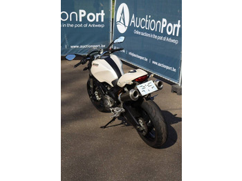 Sepeda motor Ducati MONSTER 696: gambar 4