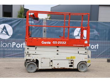 Scissor lifts GENIE