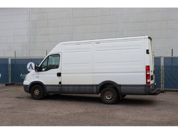 Van panel Iveco Daily 35S13: gambar 4 Van panel Iveco Daily 35S13: gambar 4