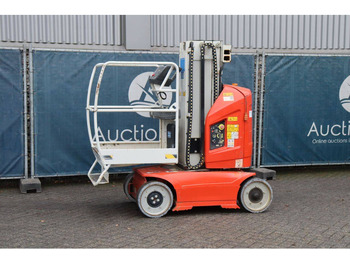 Platform pengangkat JLG