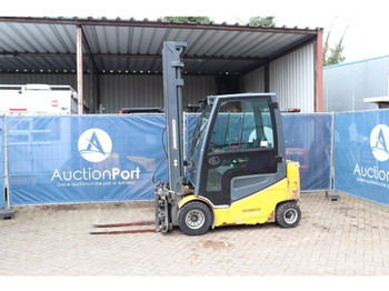 Forklift listrik JUNGHEINRICH EFG