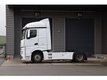 Truk sasis MERCEDES-BENZ Actros