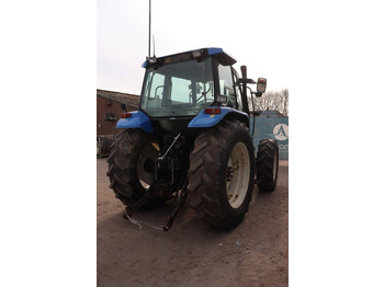 Traktor New Holland TS100: gambar 5