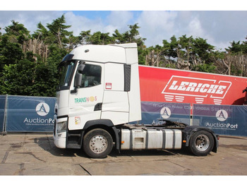 Truk sasis RENAULT