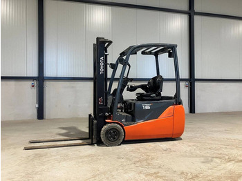 Forklift listrik TOYOTA