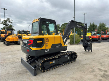 Ekskavator perayap Volvo EC55D: gambar 4