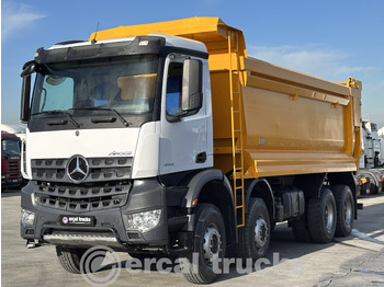 Truk jungkit MERCEDES-BENZ Arocs 4142