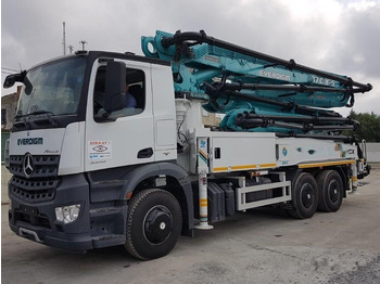 Truk pompa beton MERCEDES-BENZ