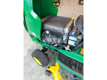 Traktor kompak John Deere 355D: gambar 3