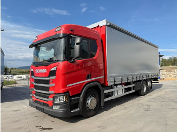 Truk dengan terpal samping SCANIA R 450