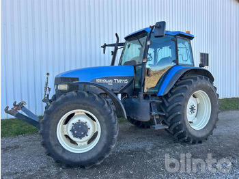 Traktor NEW HOLLAND TM