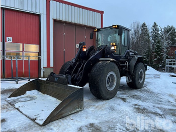 Wheel loader VOLVO L90F