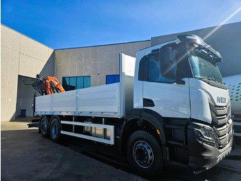 Truk flatbed, Truk derek Iveco X-Way  AD300X46Z HR ON+: gambar 3