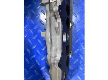 Manifold buang Mercedes Benz A642090 8337 / 7737: gambar 4 Manifold buang Mercedes Benz A642090 8337 / 7737: gambar 4